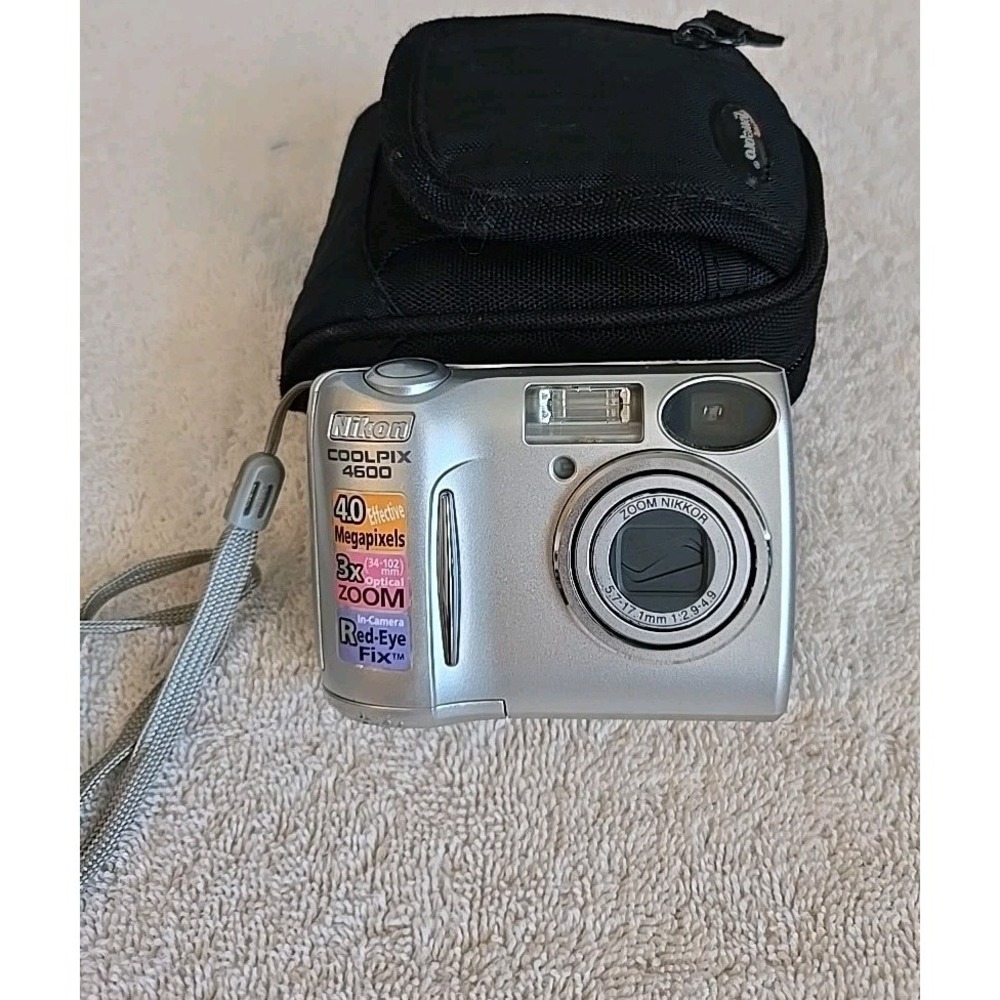 Nikon Digital Camera Coolpix 4600 4.0MP Silver Tested